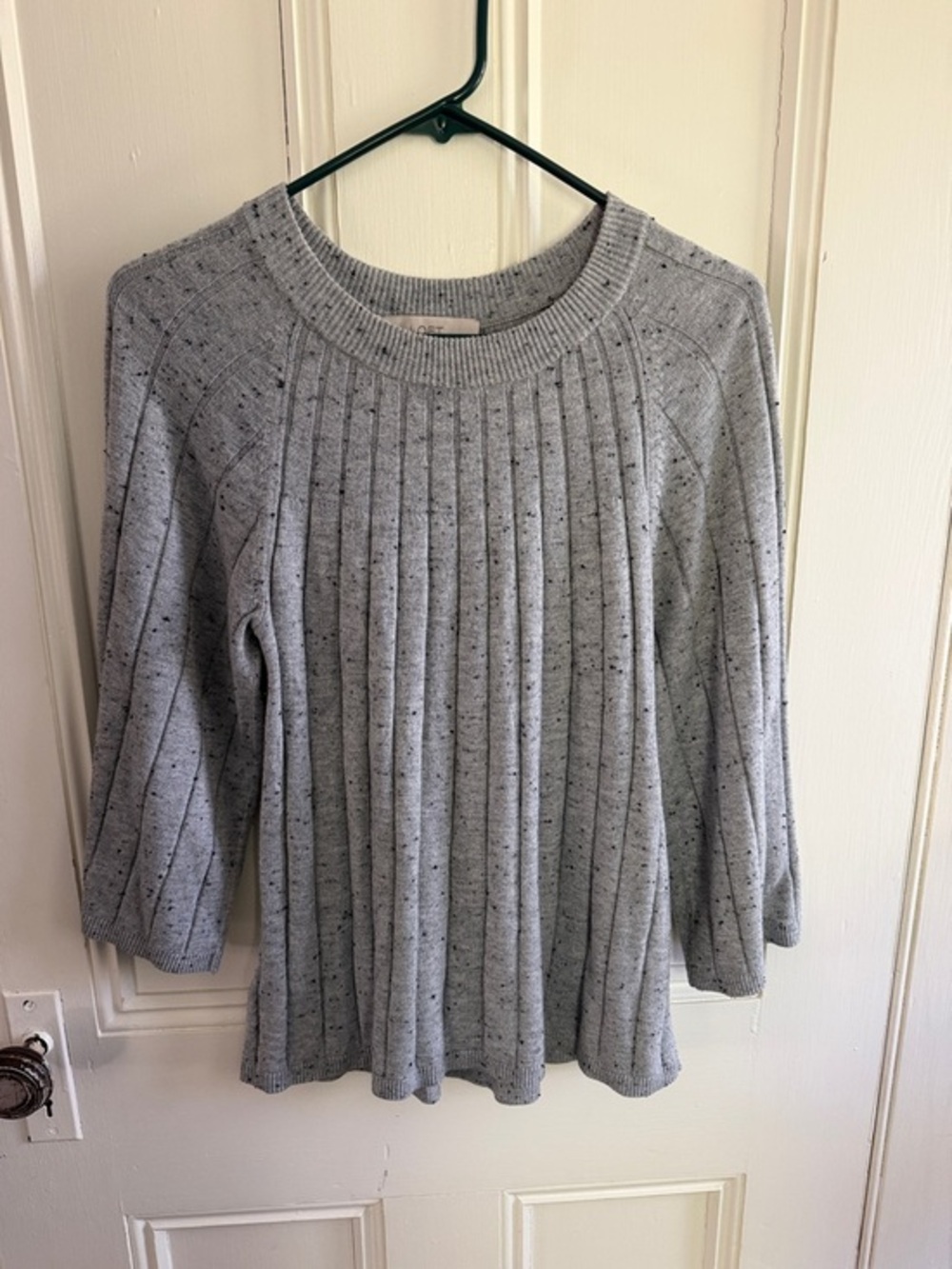 LOFT Heathered Gray Ribbed Crewneck Sweater
